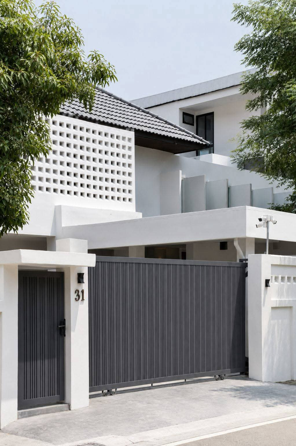  💥CP-11726💥 House for rent, Rama IX Road, Soi Rama IX 57/1. 👉Add Line @luxeliving