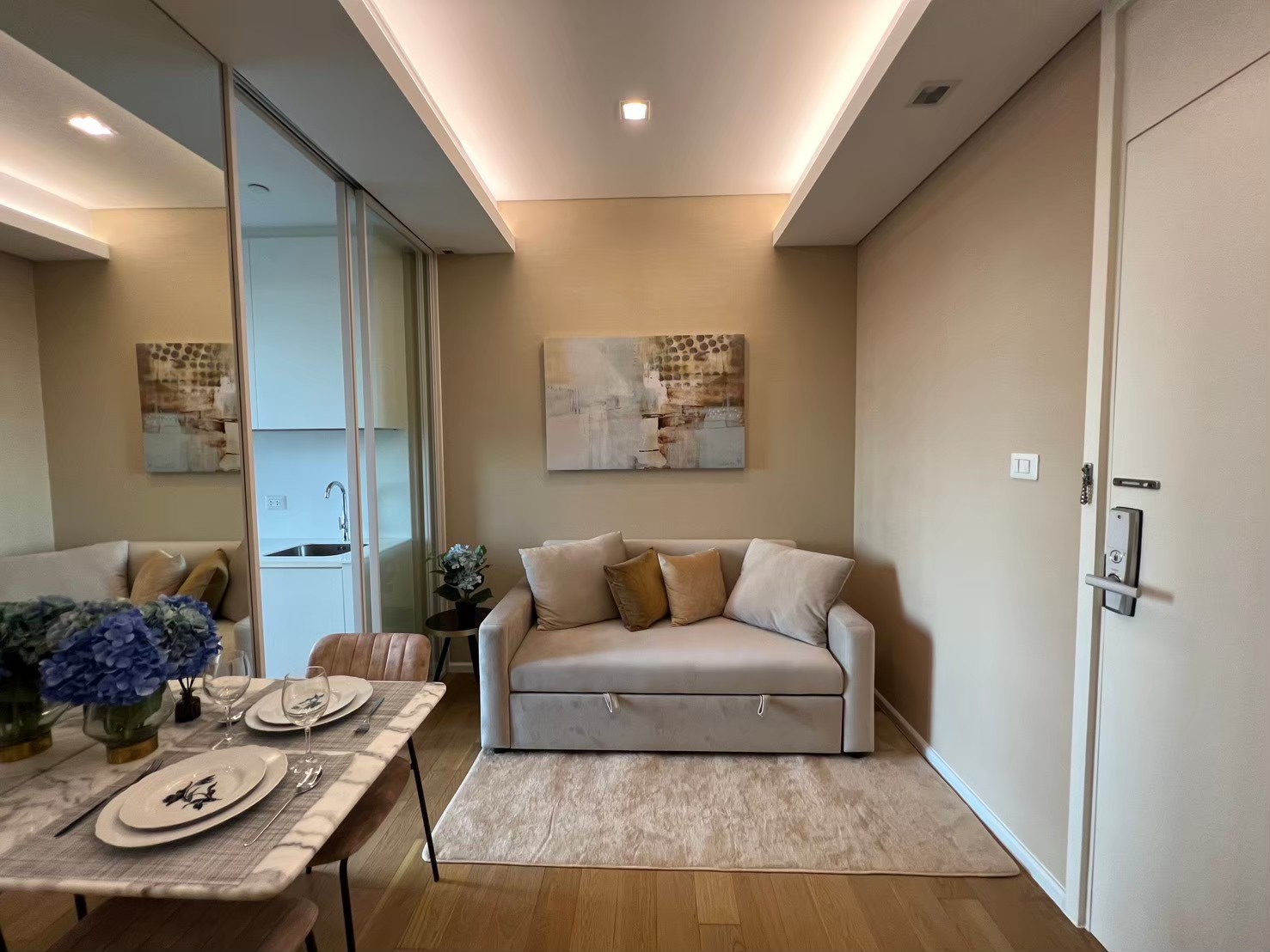 The Saint Residences – Condo for Sale Near BTS Ha Yaek Lat Phrao ✨ The Saint Residences – Condo for Sale Near BTS Ha Yaek Lat Phrao ✨