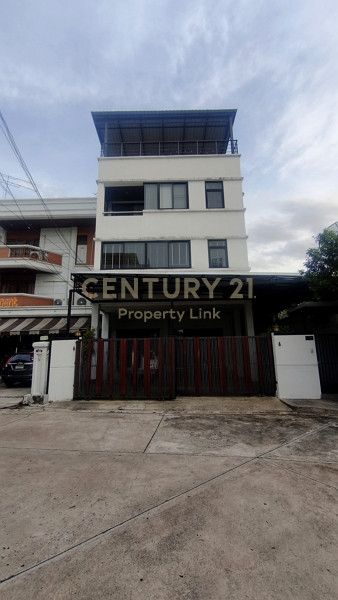 Prestige Living in Ari: 4-Story Detached House with High-Ceiling Kitchen &amp; En-Suite Bedrooms No.50-TH-69014