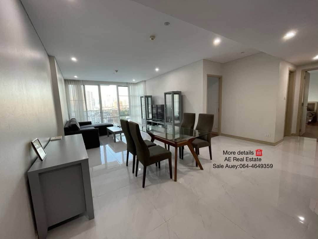 ✨ Spacious 2-Bedroom 2 Bed • 106 Sq.m. 🐶 Pet Friendly 🚆 5 Min Walk to BTS Ekkamai ✨ Spacious 2-Bedroom 2 Bed • 106 Sq.m. 🐶 Pet Friendly 🚆 5 Min Walk to BTS Ekkamai