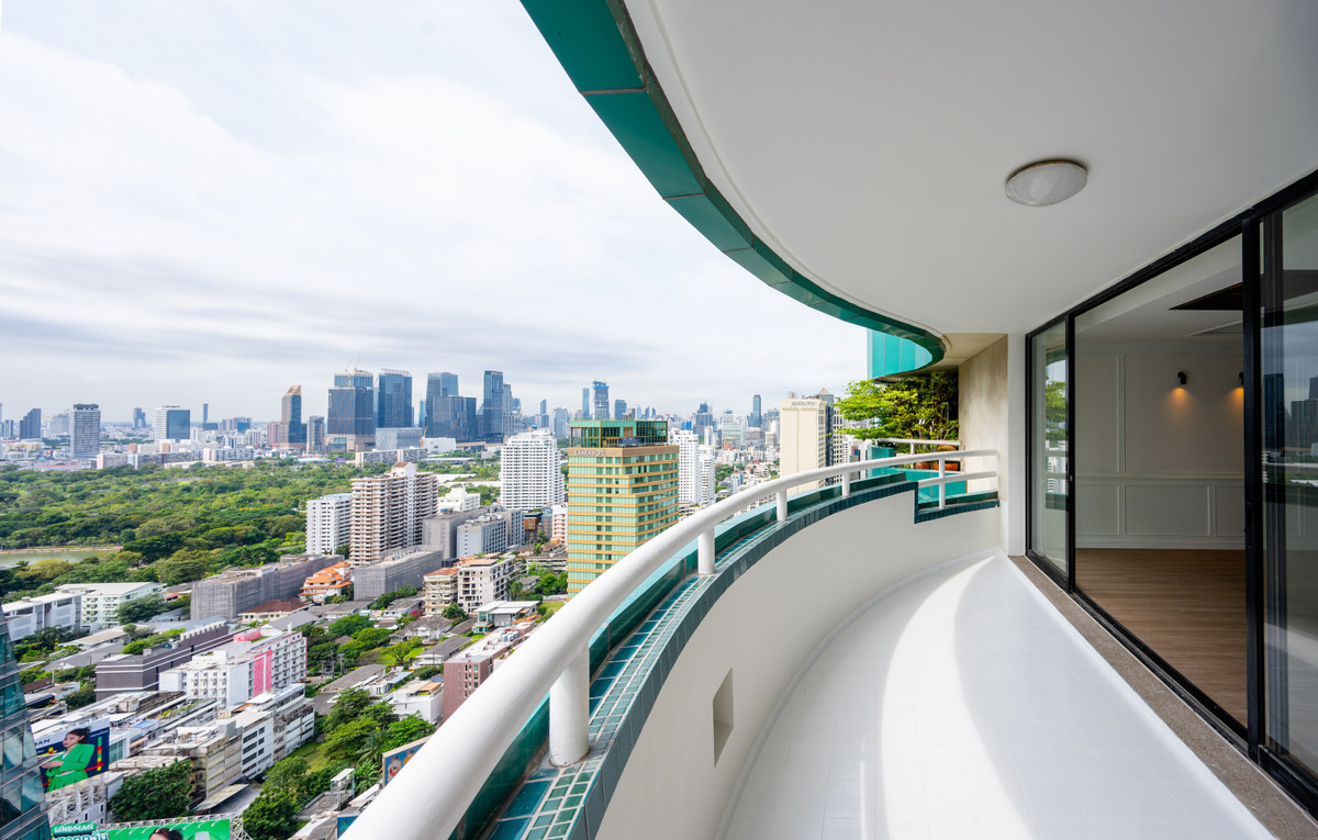 SALE Las Colinas (Las Colinas) Type 3 Bedroom 240 sqm 2 parking BTS Asoke