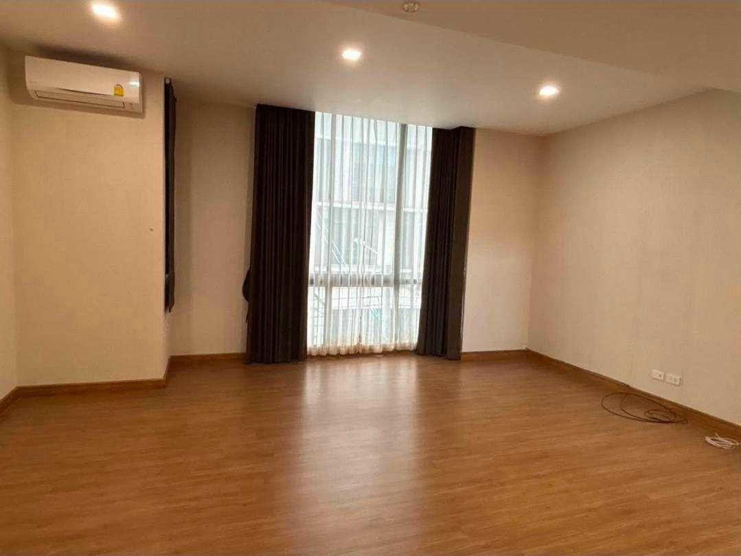 ให้เช่า Townhome พาทิโอพัฒนาการ 32 🎪🗽⭐️  聯排別墅出租：Patio Pattanakarn 32   – รูปที่ 4