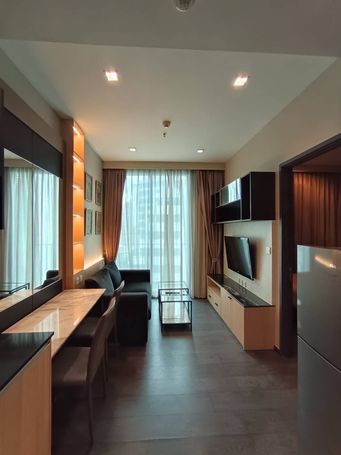 Condo for Rent Edge Sukhumvit 23