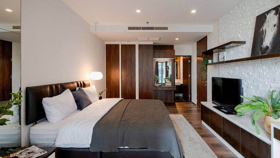 Room for sale: Noble Remix Thonglor 2BED, beautiful room, fully furnished, with bathtub, next to Thonglor BTS station (with connection)-SW003942 – รูปที่ 4