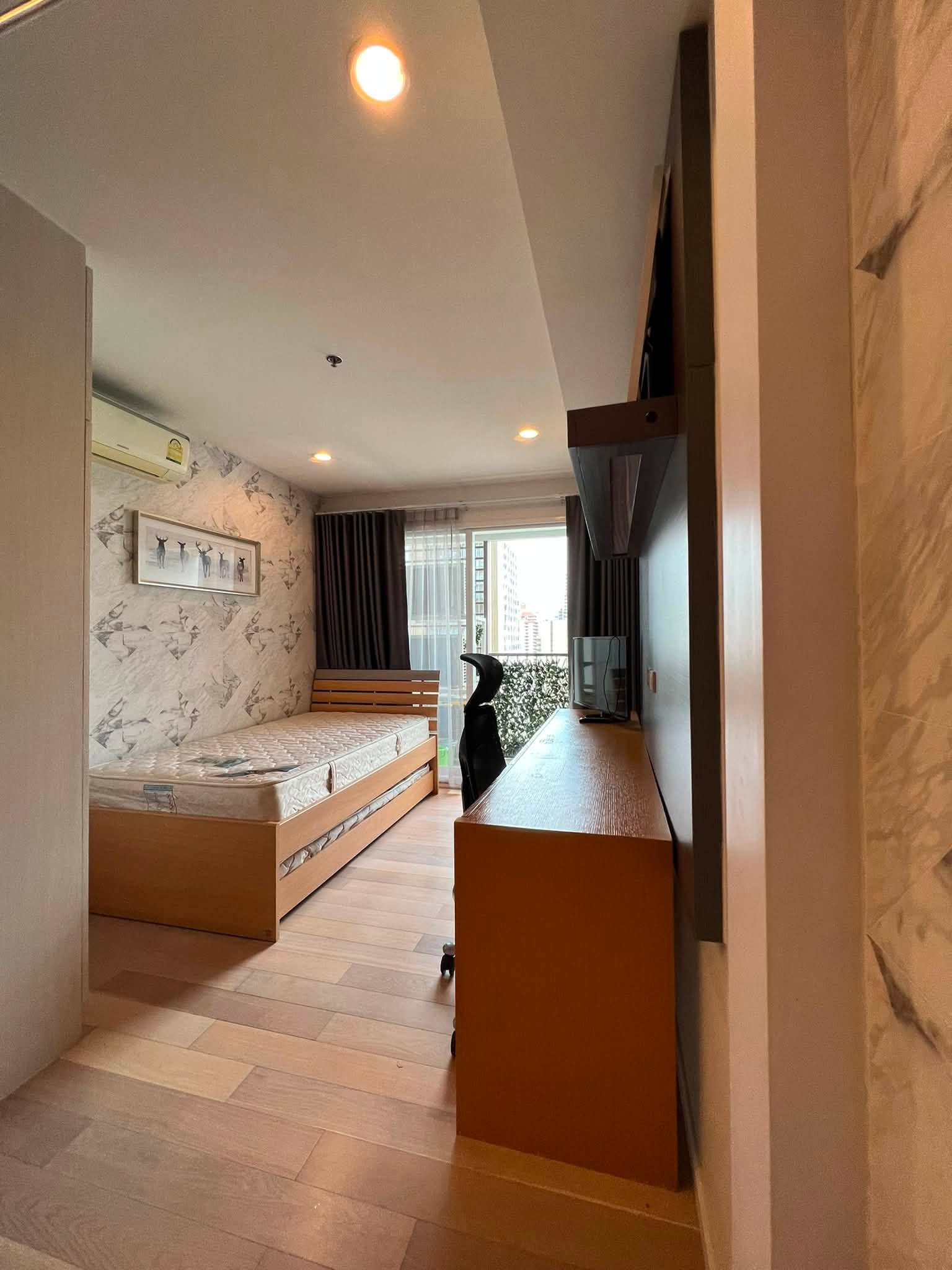 ให้เช่าคอนโด 15 Sukhumvit Residences 2BED ห้องใหญ่ เฟอร์นิเจอร์ครบครัน พร้อมเข้าอยู่ ใกล้ BTS นานา -RW008305 – รูปที่ 4
