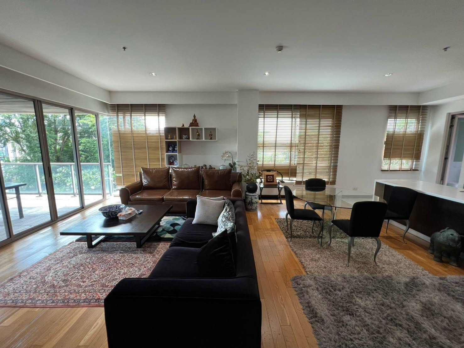 ขายคอนโด The Lofts Yenakat ราคา 22,000,000 บาท [MKs260808]