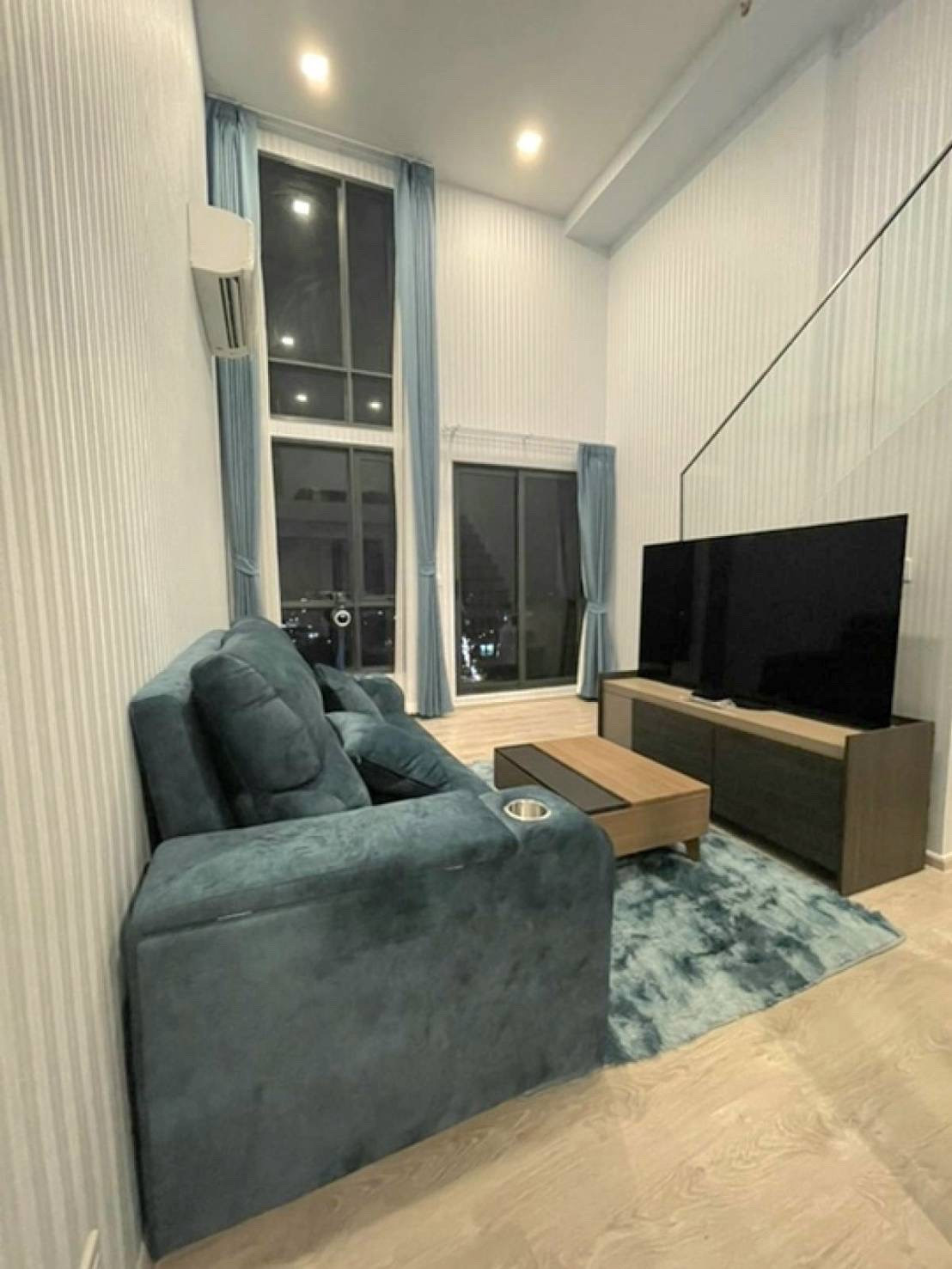 ห้องใหม่สไตล์ Duplex เฟอร์ครบ เครื่องใช้ไฟฟ้าจัดเต็ม พร้อมเข้าอยู่ทันที ห้องใหม่สไตล์ Duplex เฟอร์ครบ เครื่องใช้ไฟฟ้าจัดเต็ม พร้อมเข้าอยู่ทันที