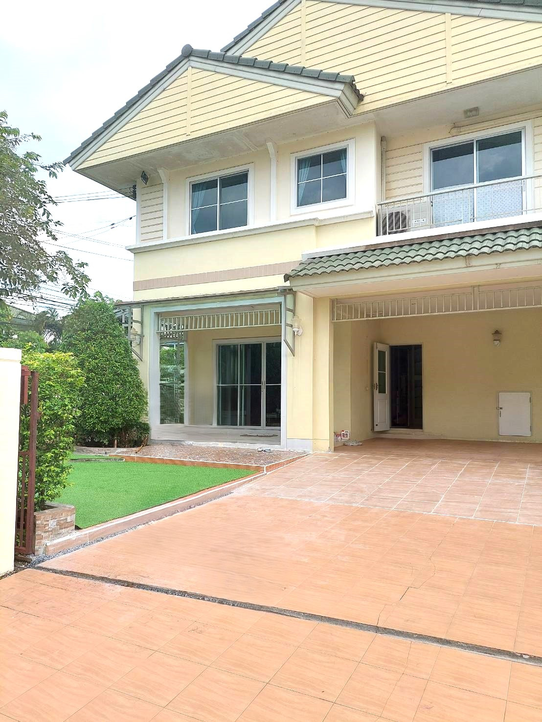 Single house for rent, Prueklada 2, Thakham-Rama 2, along the Southern Ring Expressway, beautifully decorated, fully furnished. Single house for rent, Prueklada 2, Thakham-Rama 2, along the Southern Ring Expressway, beautifully decorated, fully furnished.