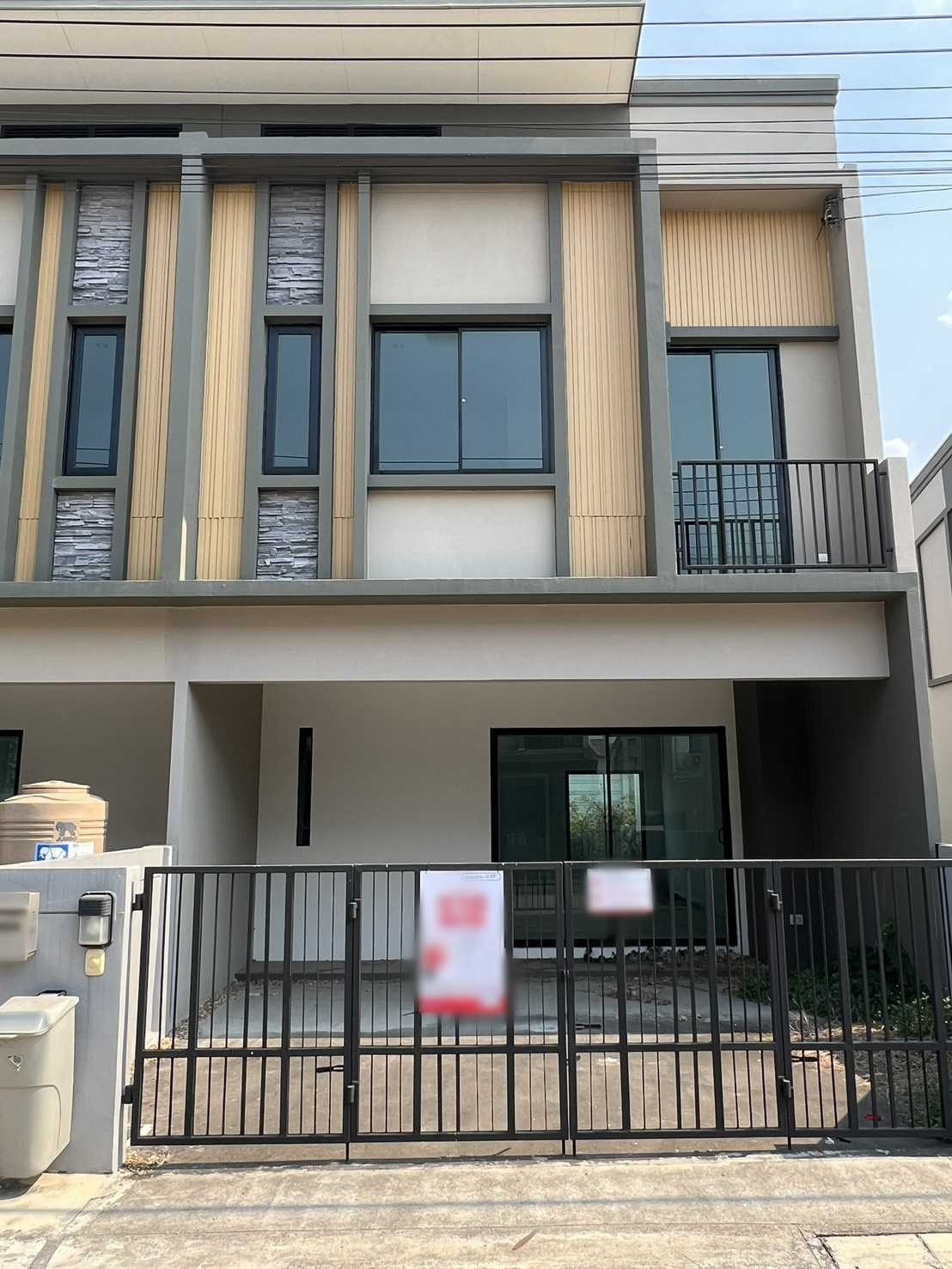 S GATE TOWN ราชพฤกษ์ 345 ทาวน์โฮม 2 ชั้น สไตล์รีสอร์ต ย่านบางบัวทอง ติดถนน 345 (ต.ลำโพ อ.บางบัวทอง จ.นนทบุรี) ราคา 3,900,000 บาท