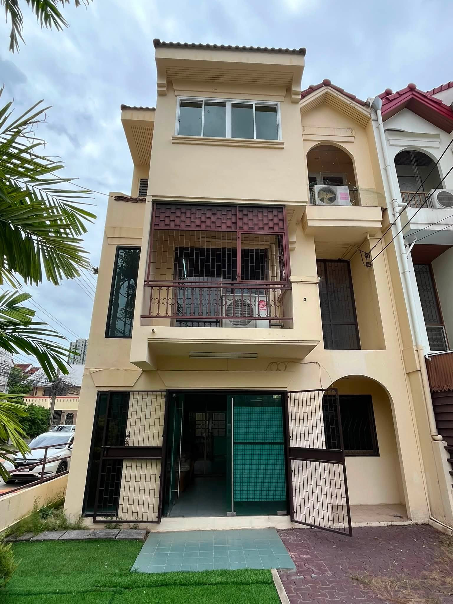 🔥🔥 Townhome Sukhumvit 101/1 🔥🔥 🔥🔥 Townhome Sukhumvit 101/1 🔥🔥
