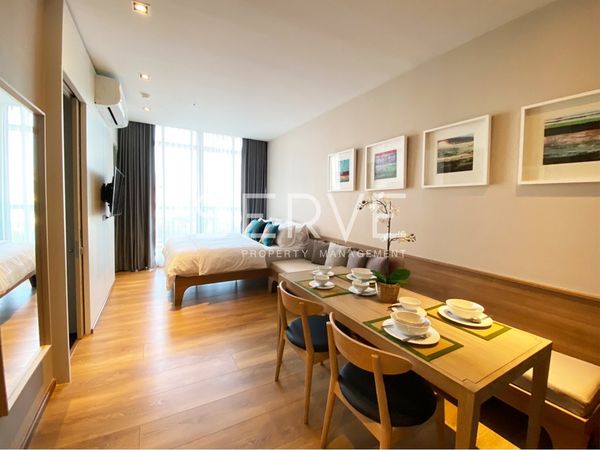 🔥Best Deal 3.85 MB🔥- Studio Nice Room Garden View Good Location Shuttle bus to BTS Phrom Phong 650 m. at Park 24 or Park Origin Phrom Phong Condo / For Rent