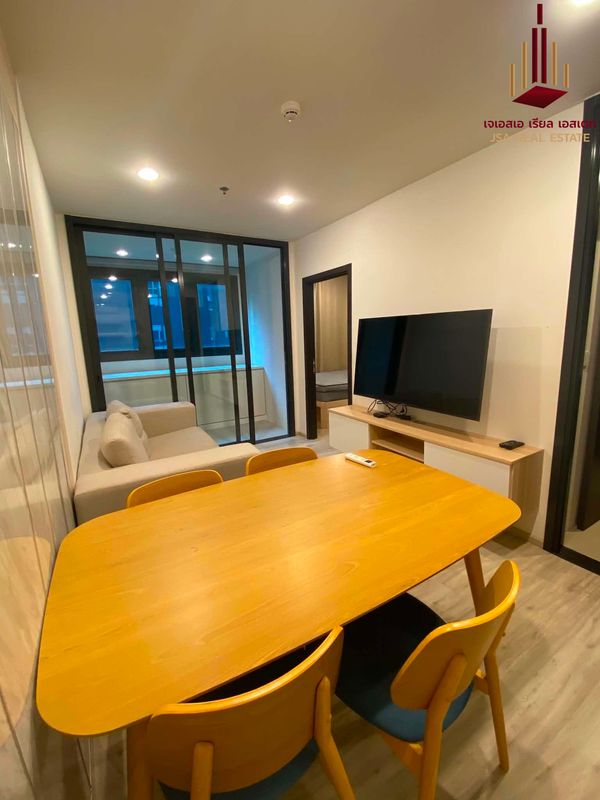 ✨ For Rent: XT Huaikhwang Condo ✨ 💰 Only 20,000 THB/month 