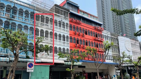 Commercial building for sale, 4.5 floors, next to Charoen Krung Road | Commercial location near Asiatique