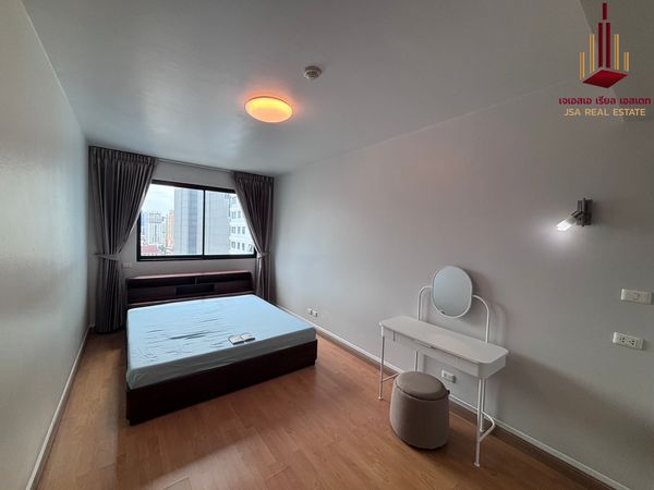 ✨ For Rent: Supalai Premier Place Asoke Condo ✨ 💰 Only 23,000 THB/month 