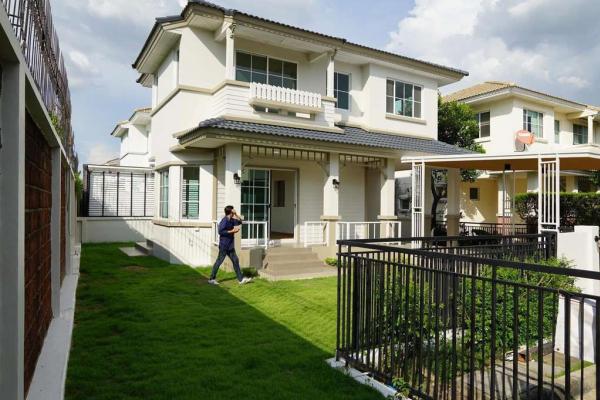 Mantana Pinklao-Rama 5 / 3 Bedrooms (FOR SALE) FAIR126