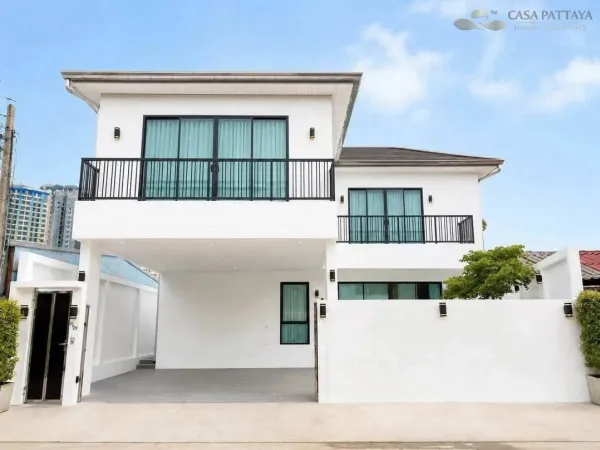 Beautiful Ready-to-Move-In House in Jomtien, Only 1 km from the Beach