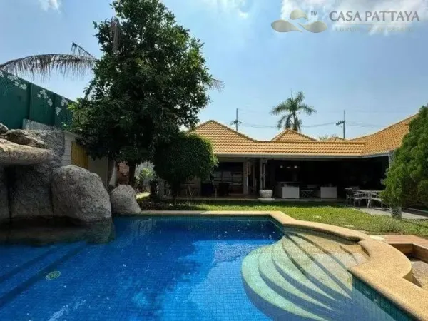 Large 1-Story Pool Villa for Sale on a Spacious Plot - Siam Country Club Area