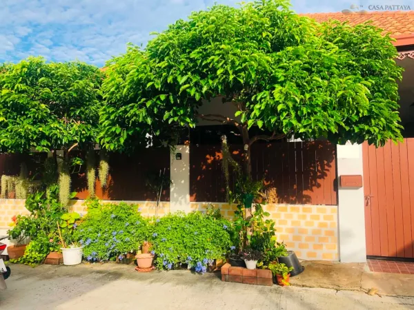 Detached House for Sale in Prime Location – Eakmongkol 8