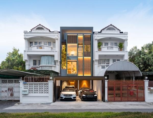02/10/2026, ขายทาวน์โฮม House Area Ladprao ใช้สอย 400 ตร.ม. ที่ดิน 45 ตร.ว. 14,590,000 บาท 🏠 0642748883