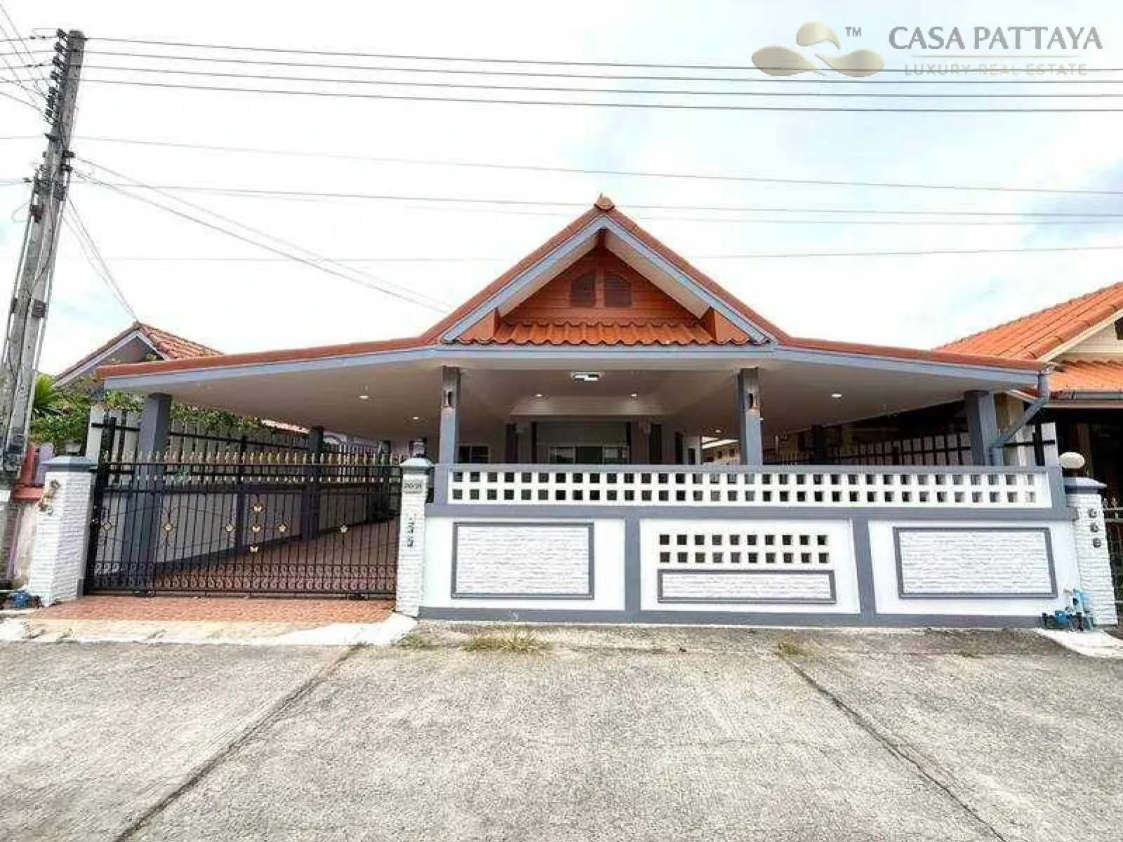 House for Sale | Prime Location Bang Saray (Free Transfer Fees!) House for Sale | Prime Location Bang Saray (Free Transfer Fees!)