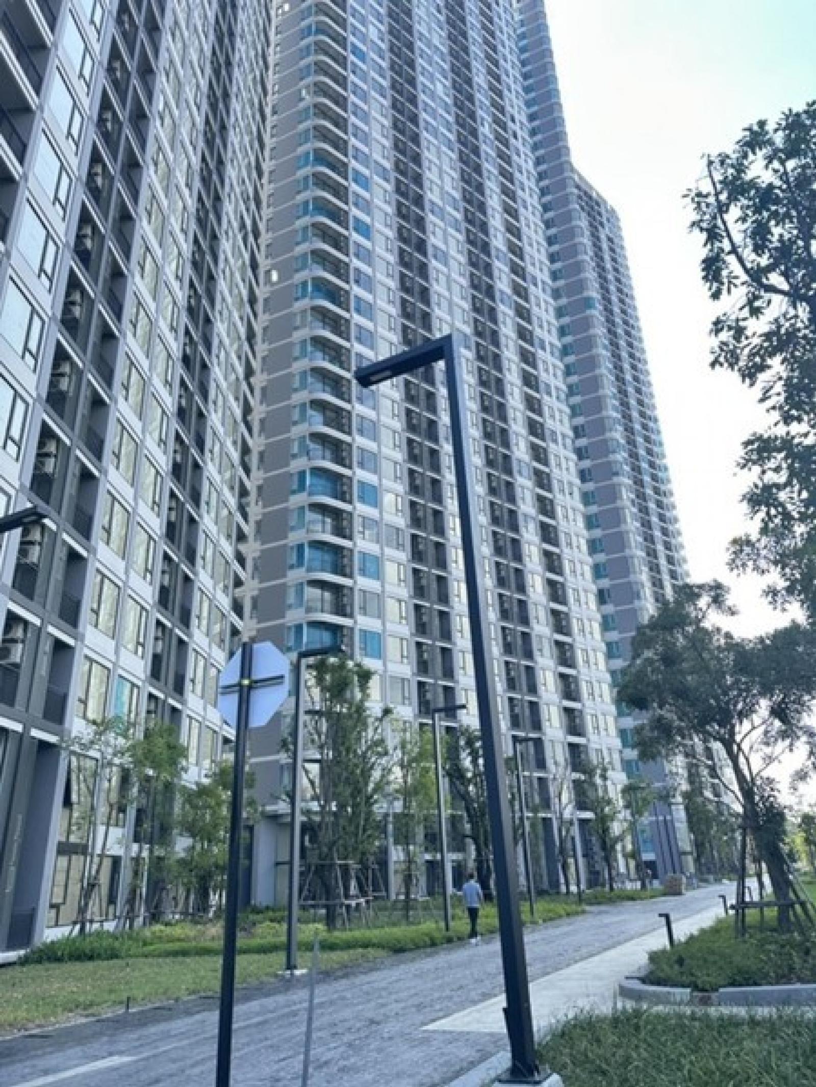 (A045557) Skyrise Avenue Sukhumvit 64 (A045557) Skyrise Avenue Sukhumvit 64