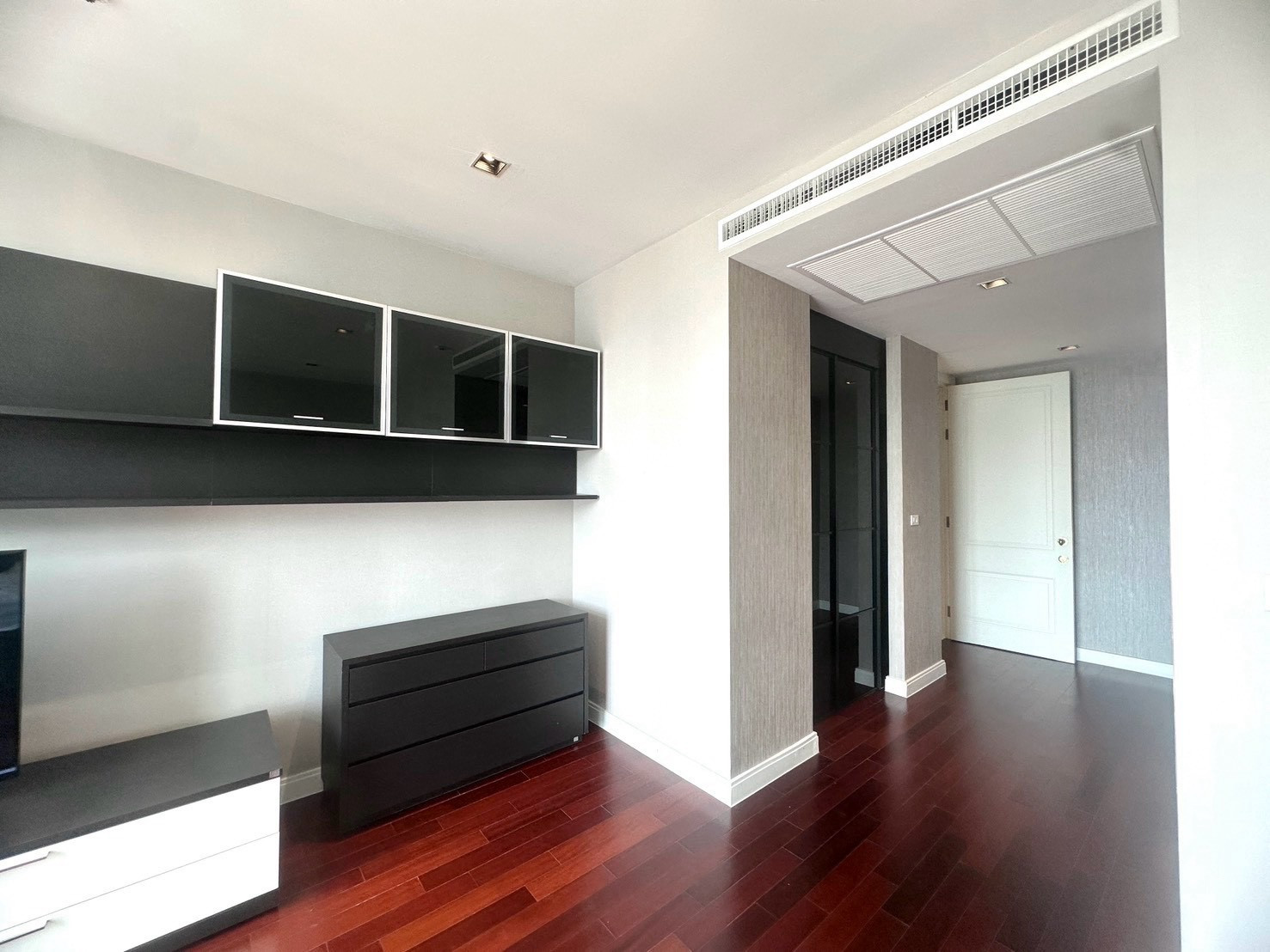 🔥🔥 hot deal 🔥🔥Condo in Sukhumvit’s Prime Center only 160,000 baht per month – รูปที่ 3