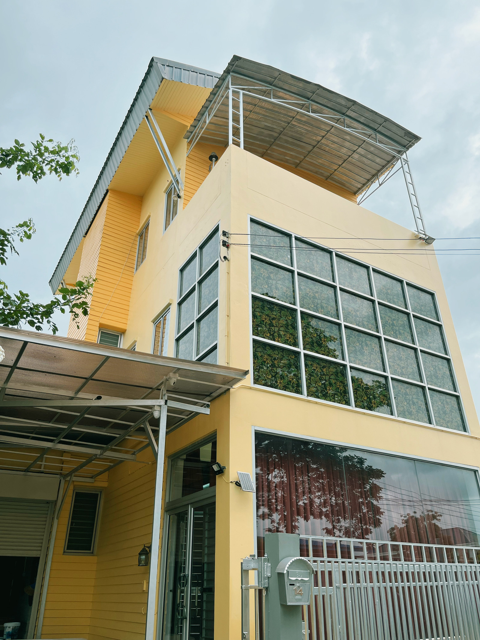 (ขาย)บ้านเดี่ยว หมู่บ้านเมืองทอง การ์เด้นท์ พัฒนาการ 69 : บ้านเดี่ยว 3 ชั้นพร้อมพื้นที่โกดังหรือปรับเปลี่ยนเป็นออฟฟิศได้  – รูปที่ 4