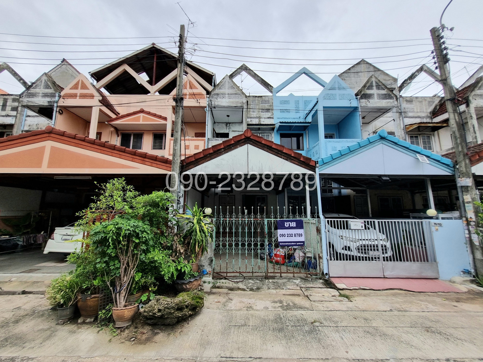 ทาวน์เฮ้าส์ 3 ชั้น หมู่บ้านจิตรณรงค์ 1 ทาวน์เฮ้าส์ 3 ชั้น หมู่บ้านจิตรณรงค์ 1