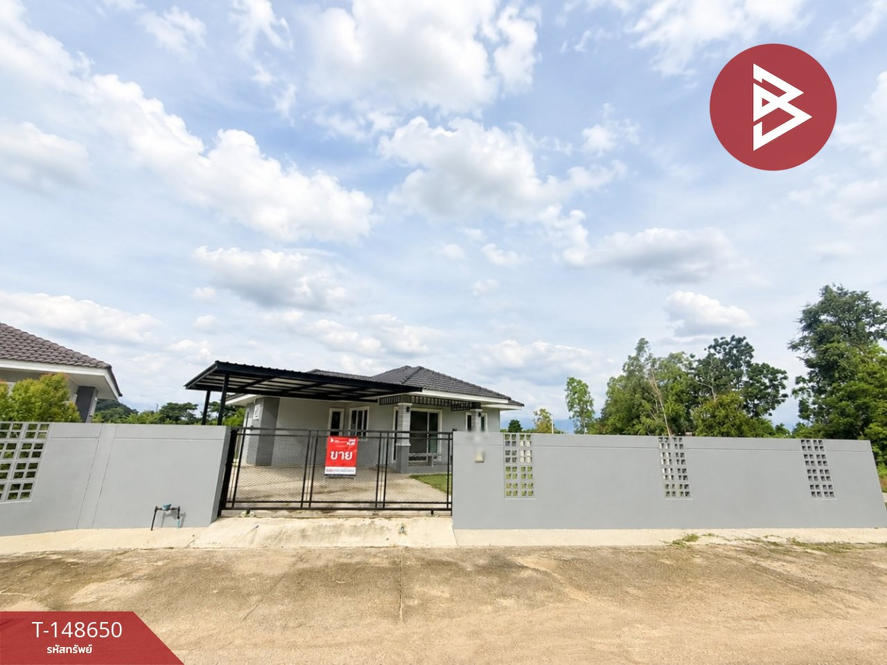 Single house with land for sale, area 98.4 sq m, Chedi Hak, Ratchaburi.