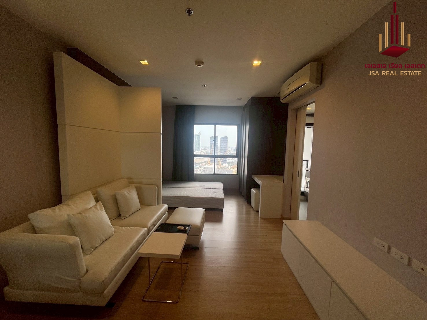 ✨ For Rent: Urbano Absolute Sathorn - Taksin Condo ✨ 💰 Only 17,000 THB/month