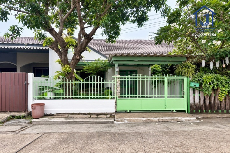 Townhouse for sale, one floor, 30 sq m, Thorung Village, Soi Nawamin 111, intersection 3-1, near Ekamai-Ramindra Expressway. Townhouse for sale, one floor, 30 sq m, Thorung Village, Soi Nawamin 111, intersection 3-1, near Ekamai-Ramindra Expressway.