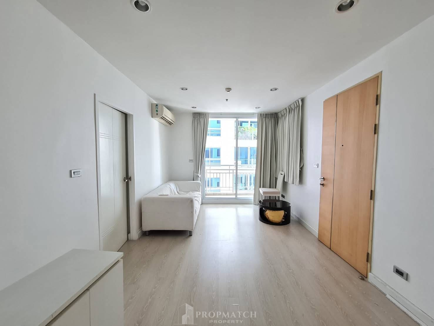 ✨Flash Deal ✨Baan Siri Silom (1Bed 1Bath 46SQM.) ready to move in! Only 6,290,000 baht Tel.0981315848 @propmatch ✨Flash Deal ✨Baan Siri Silom (1Bed 1Bath 46SQM.) ready to move in! Only 6,290,000 baht Tel.0981315848 @propmatch