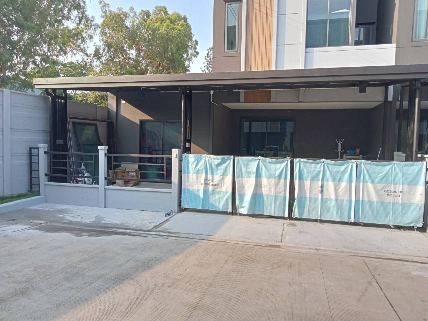3-story townhome near Muang Thong 🔥 The back is at the innermost edge, expanding to fill the space. 🔥 The biggest back is in the alley in front of the village, near 7-Eleven. 3-story townhome near Muang Thong 🔥 The back is at the innermost edge, expanding to fill the space. 🔥 The biggest back is in the alley in front of the village, near 7-Eleven.