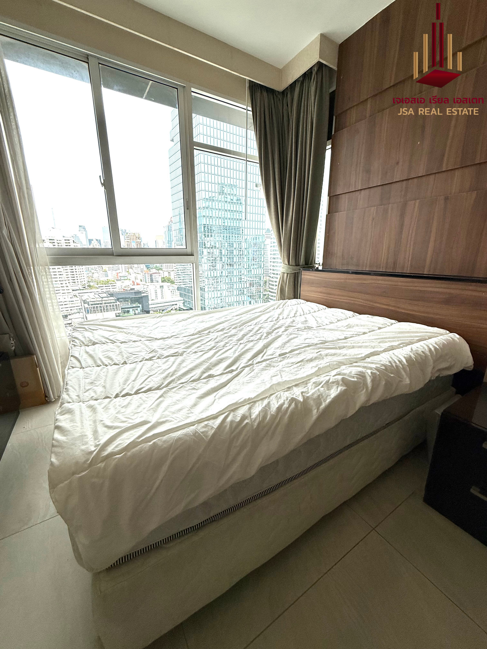 ✨ For Rent: Ivy sathorn 10 Condo ✨  💰 Only 22,000 THB/month 
