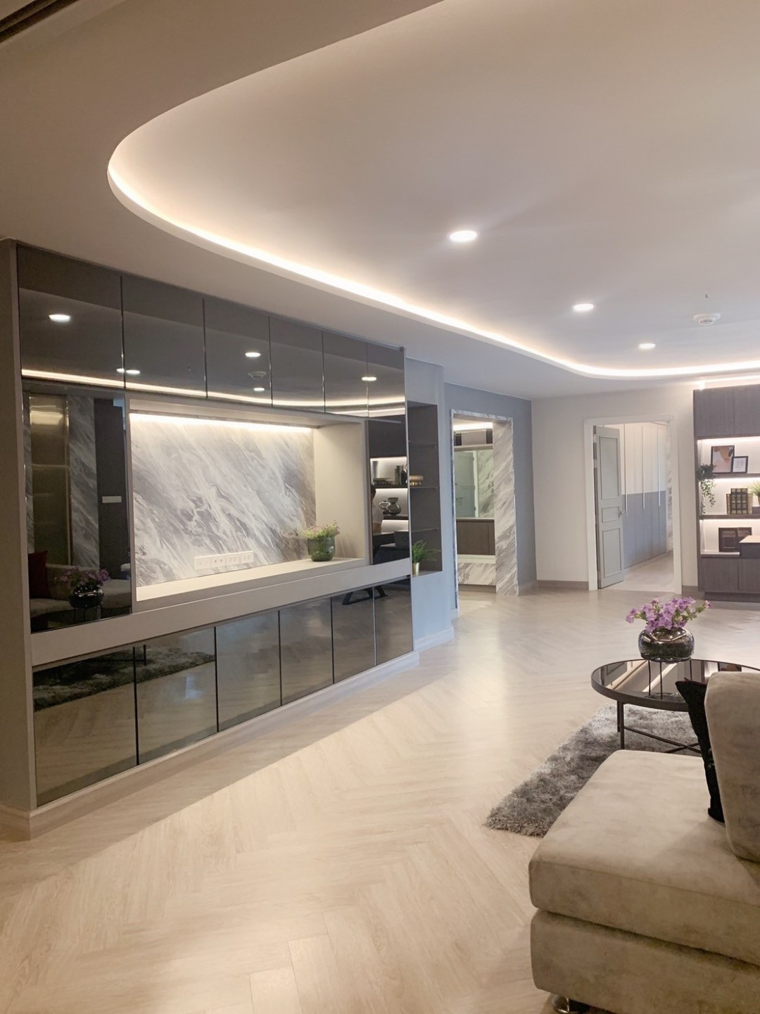 📍Condo for sale, The President Park Sukhumvit24, size 3 bedrooms, 3 bathrooms, 223 sq m, price 18.5 mb, pets allowed ☎️0887532858 Prai