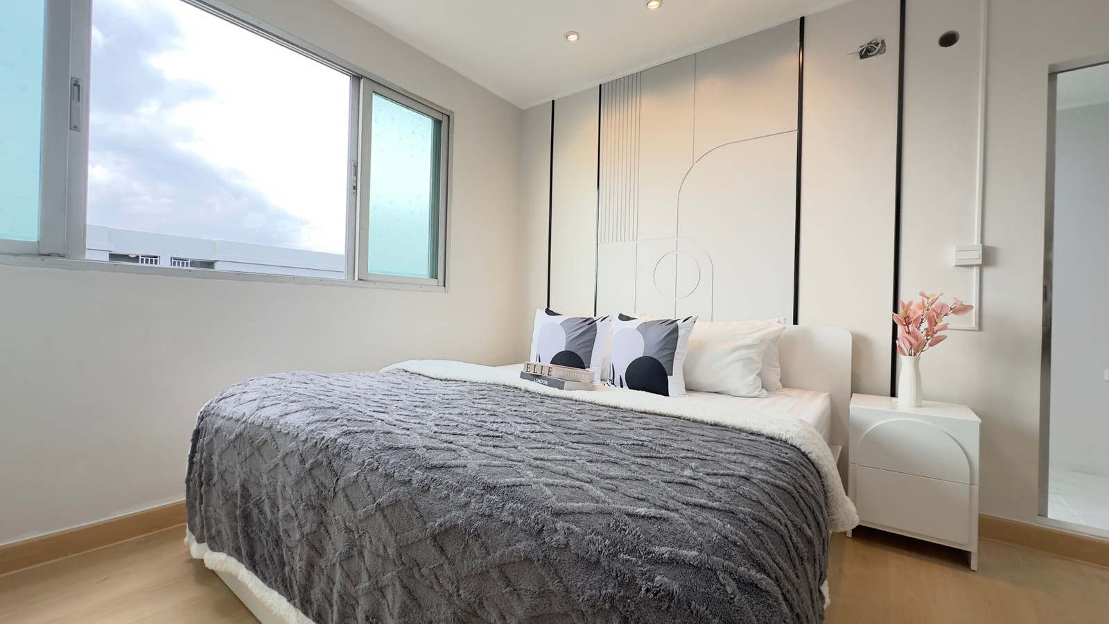 << Canal view >> D Condo On Nut - Suvarnabhumi ✈️ Condo, good location, next to Lat Krabang Road. With complete set of furniture 🎁 << Canal view >> D Condo On Nut - Suvarnabhumi ✈️ Condo, good location, next to Lat Krabang Road. With complete set of furniture 🎁