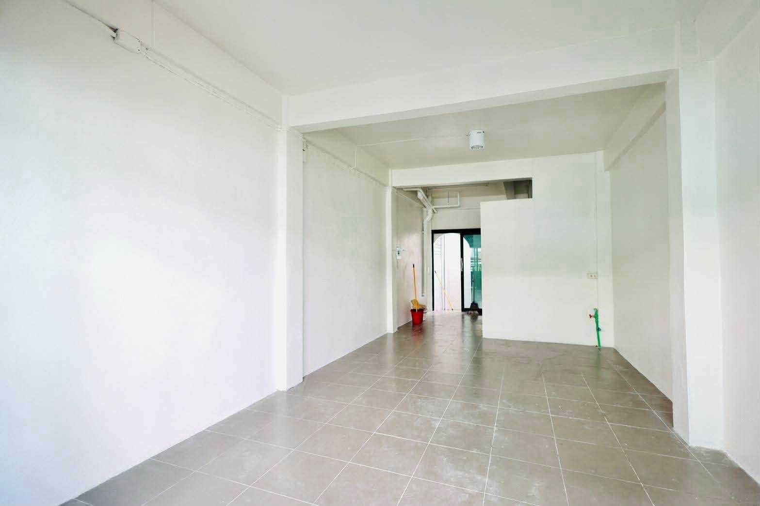 Townhome for rent in Sathorn 11, Soi 3  🚇🧑🏼‍🎄💯