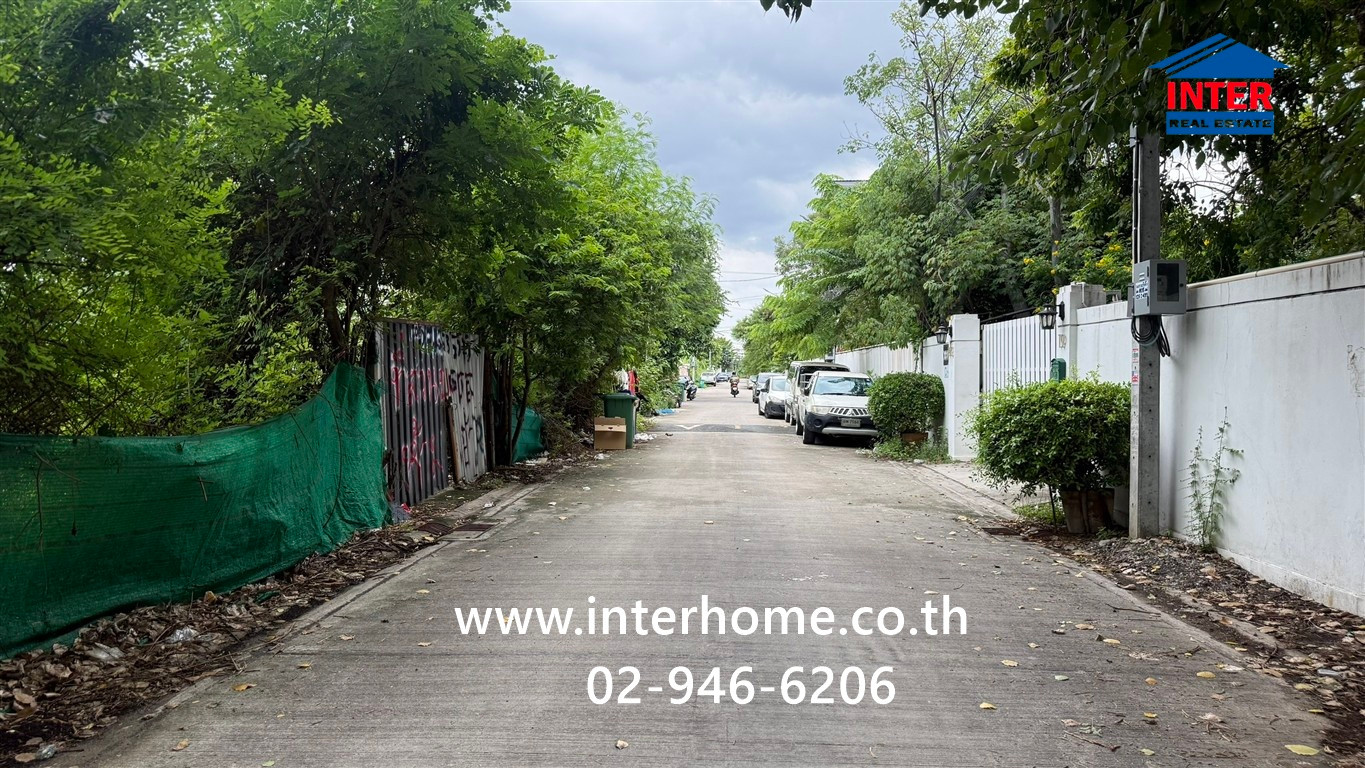 ที่ดินเปล่า 203 ตร.ว. ที่ดินเปล่า ซอยอ่อนนุช53 แยก1-12 ถนนอ่อนนุช ถนนลาดกระบัง-สุขุมวิท ถนนพัฒนาการ เขตพระโขนง กรุงเทพมหานคร 