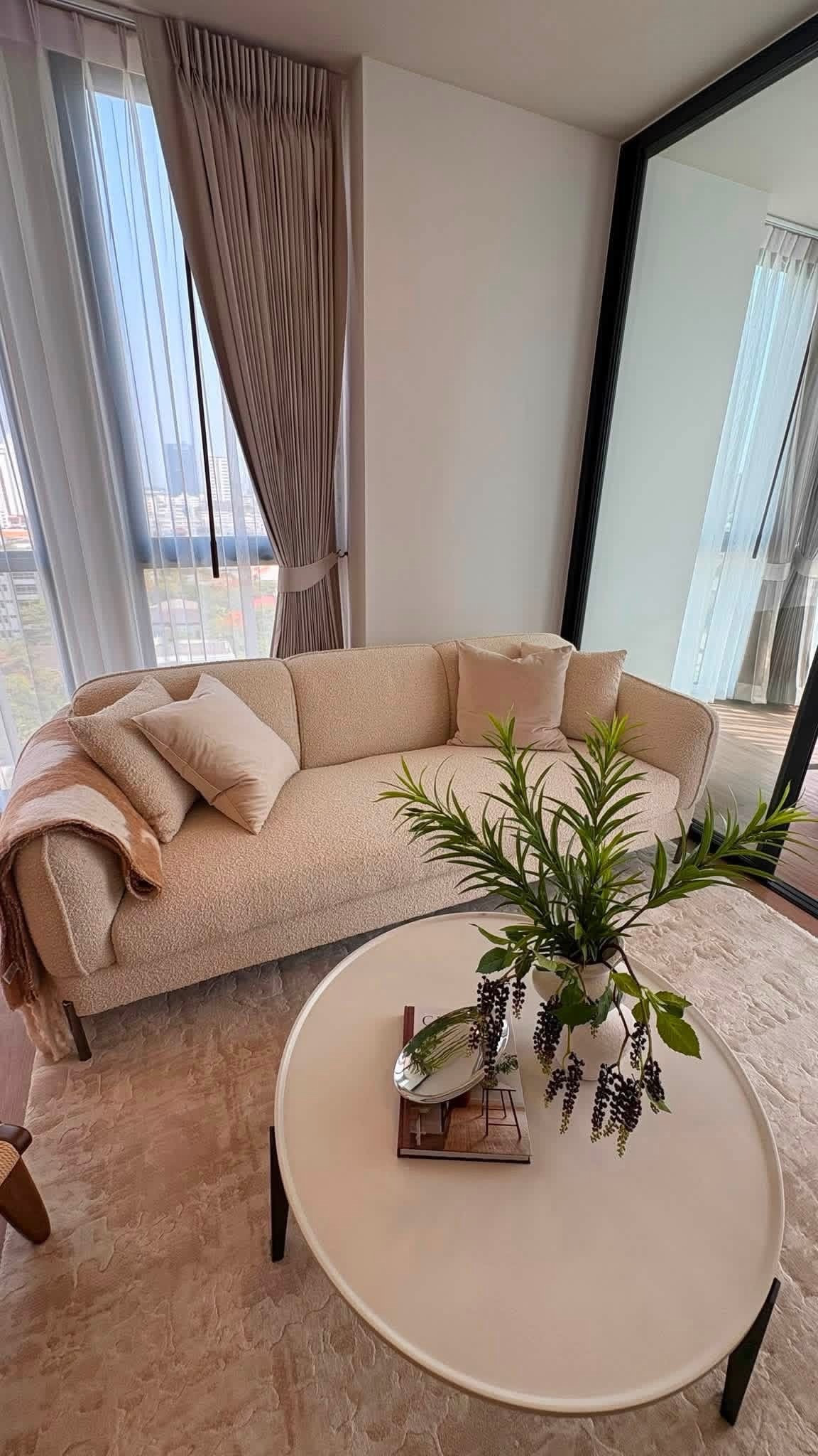 🏙️ ให้เช่า The Issara Sathorn | ดิ อิสสระ สาทร — 2 ห้องนอน + ห้องทำงาน ใกล้ BTS ช่องนนทรี | FOR RENT: The Issara Sathorn — 2 Bedrooms + Working Room, Near BTS Chong Nonsi  – รูปที่ 2