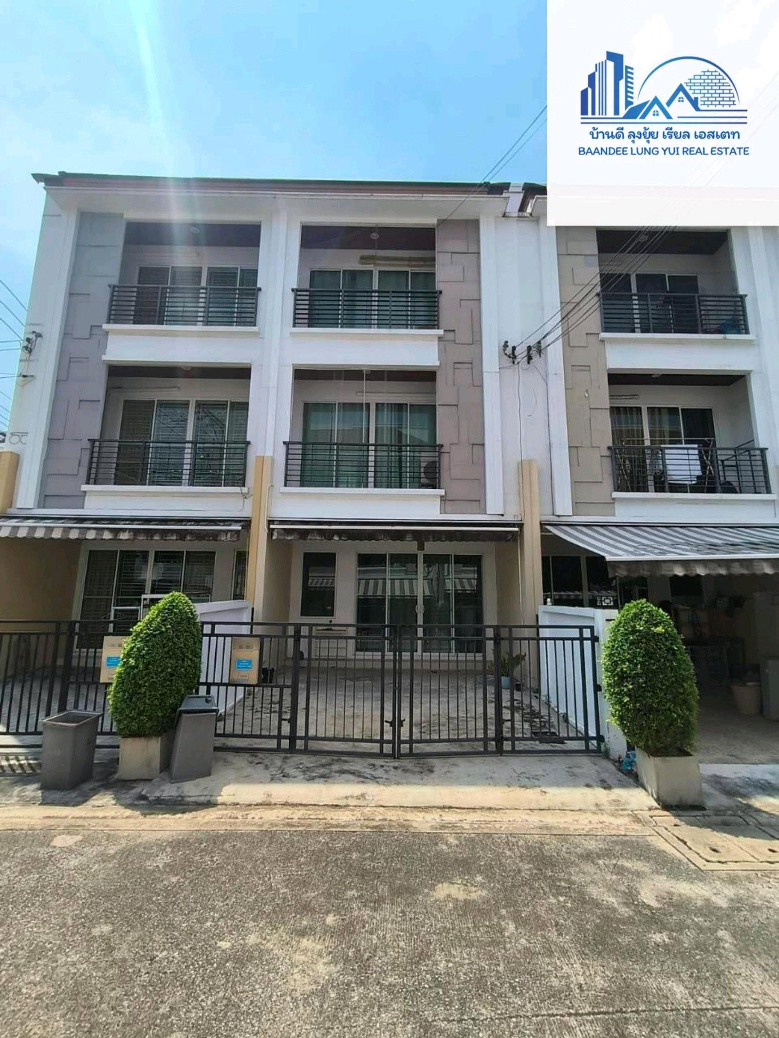 ให้เช่า Townhome บ้านกลางเมืองเอสเซนส์ศรีนครินทร์ 🎪🗽⭐️  聯排別墅出租：Baan Klang Muang S-Sense Srinakarin 