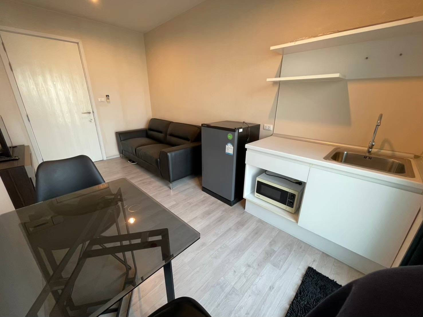 🏢 Condo for rent, Plum Condo Central Station, first building, 9th floor, room ready to move in. 🏢 Condo for rent, Plum Condo Central Station, first building, 9th floor, room ready to move in.