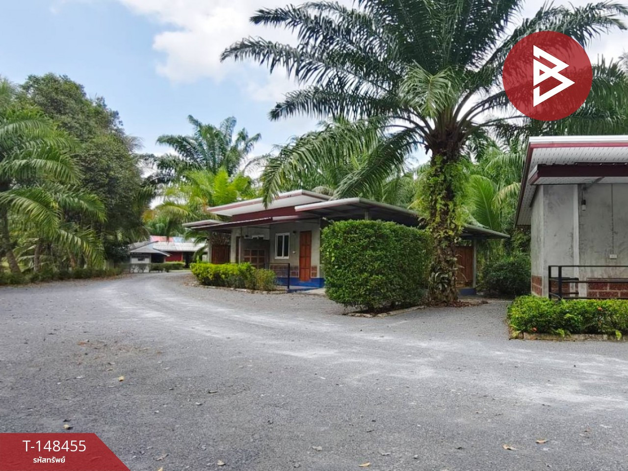 Land for sale with buildings, area 3 rai 1 ngan 16 sq m, Nakhian, Nakhon Si Thammarat. Land for sale with buildings, area 3 rai 1 ngan 16 sq m, Nakhian, Nakhon Si Thammarat.