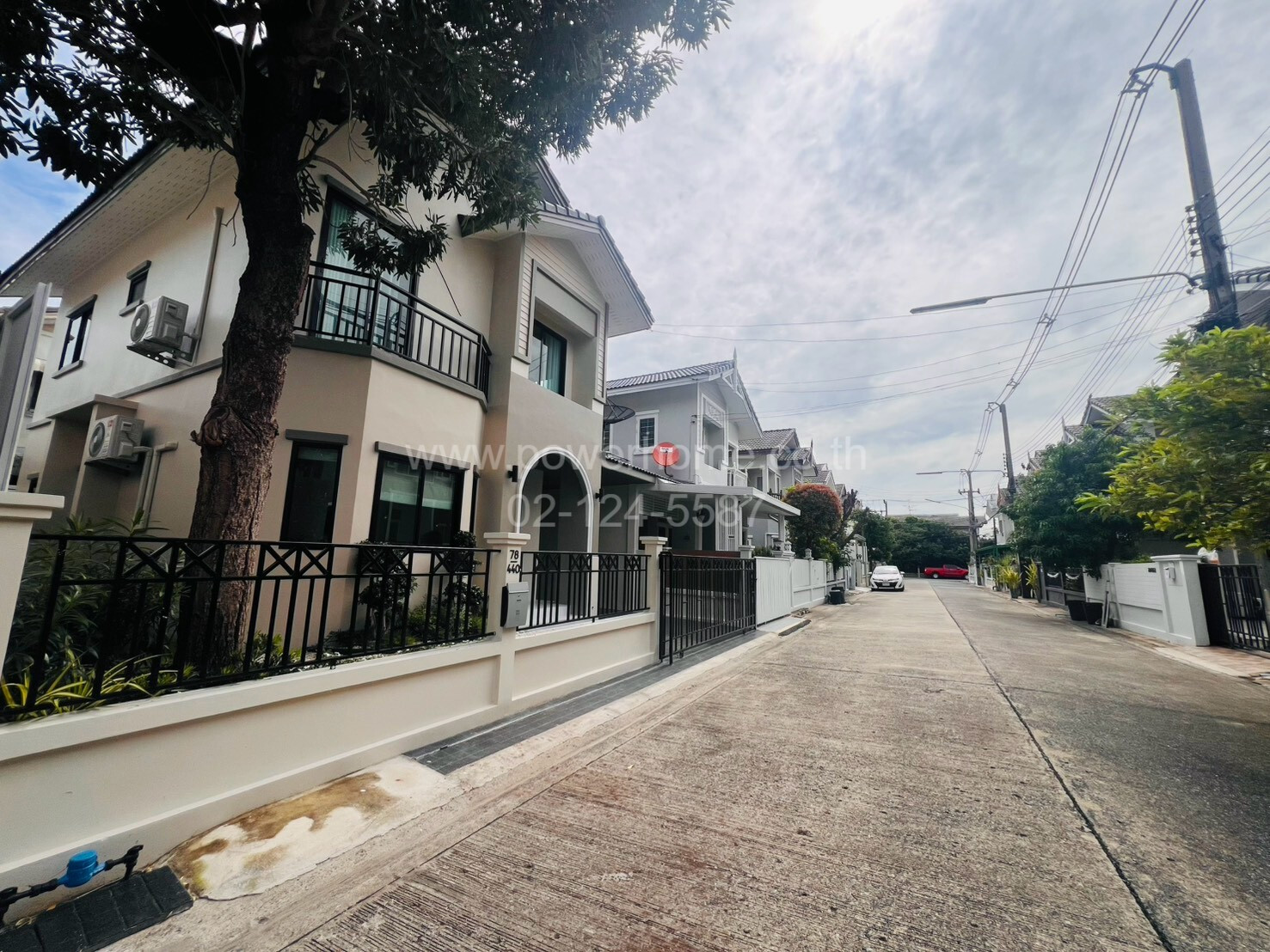 บ้านแฝด 2 ชั้น หมู่บ้านฟ้าปิยรมย์ เฟส6 ทำเลดี ใกล้ตลาดบ้านฟ้า เลอ มาร์เช่ – รูปที่ 3