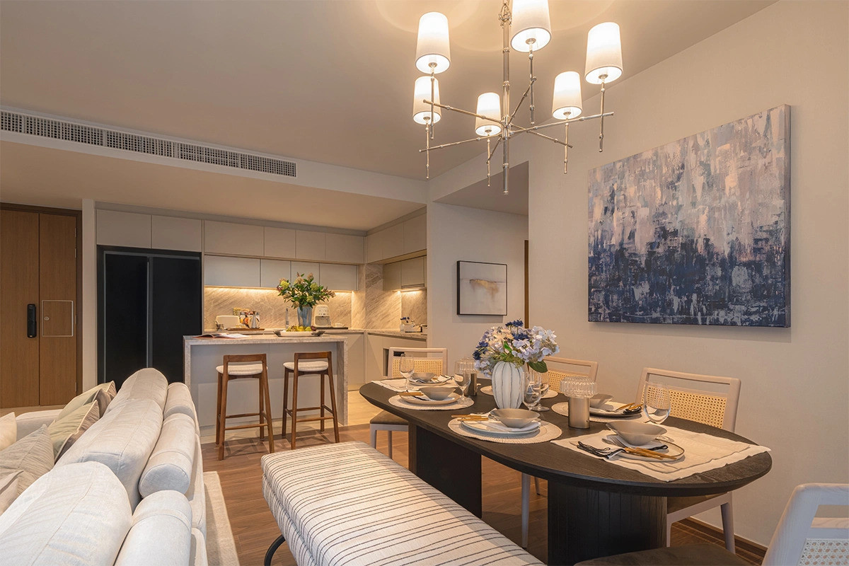 Via 61, pet friendly condo, 1 bedroom with multipurpose room