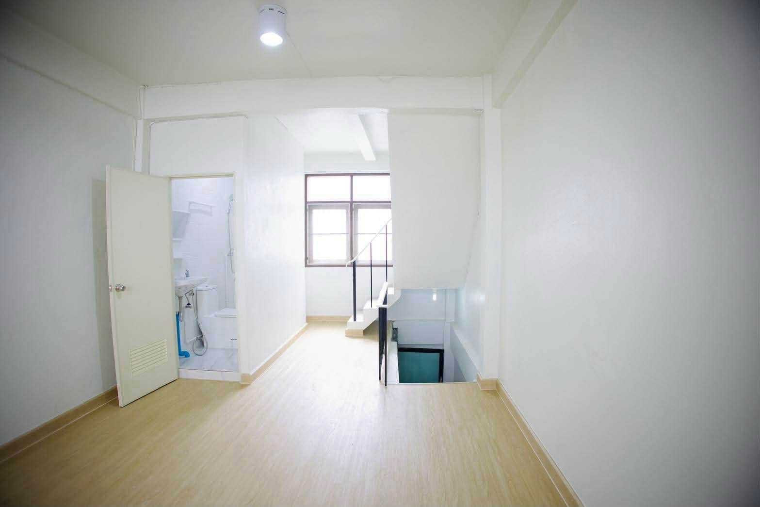 ให้เช่า Townhome สาทร 11 แยก 3  🚇🧑🏼‍🎄💯   沙吞 11, Soi 3 聯排別墅出租   – รูปที่ 3