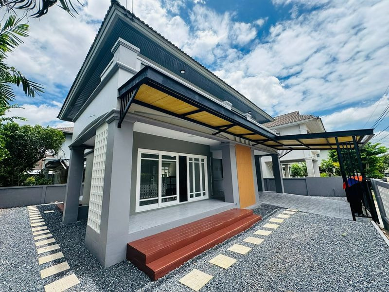 ขายบ้านเดี่ยวหลังใหญ่ 2 ชั้น 76 ตารางวา มบ.เพอร์เฟคเพลส ซอยรามคำแหง164  บ้านมี 4 ห้องนอน  4 ห้องน้ำ – รูปที่ 2