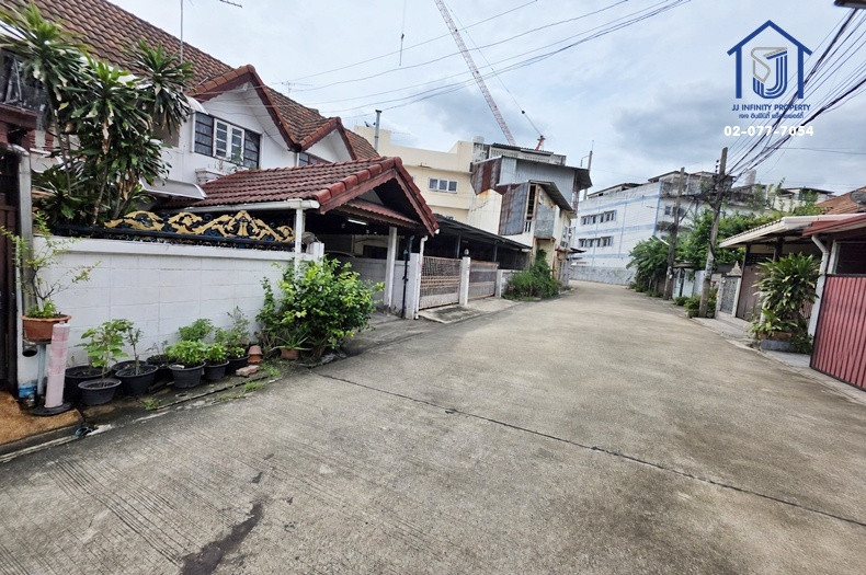 ขายทาวน์เฮาส์ 2 ชั้น ซ.ลาดปลาเค้า 85 ใกล้รถไฟฟ้าสายสีชมพู (สถานีลาดปลาเค้า)  – รูปที่ 2