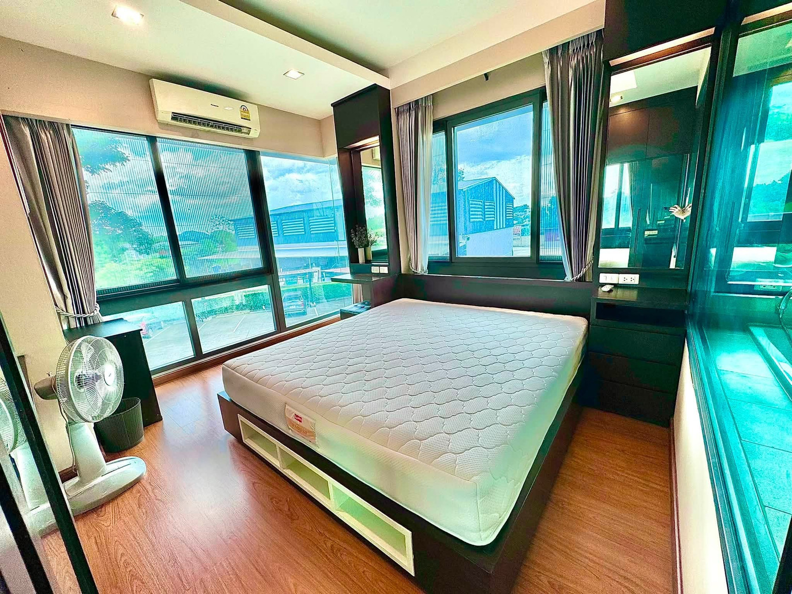 Himma Garden Condo, A beautiful corner 2-bedroom unit with a peaceful garden atmosphere – รูปที่ 3