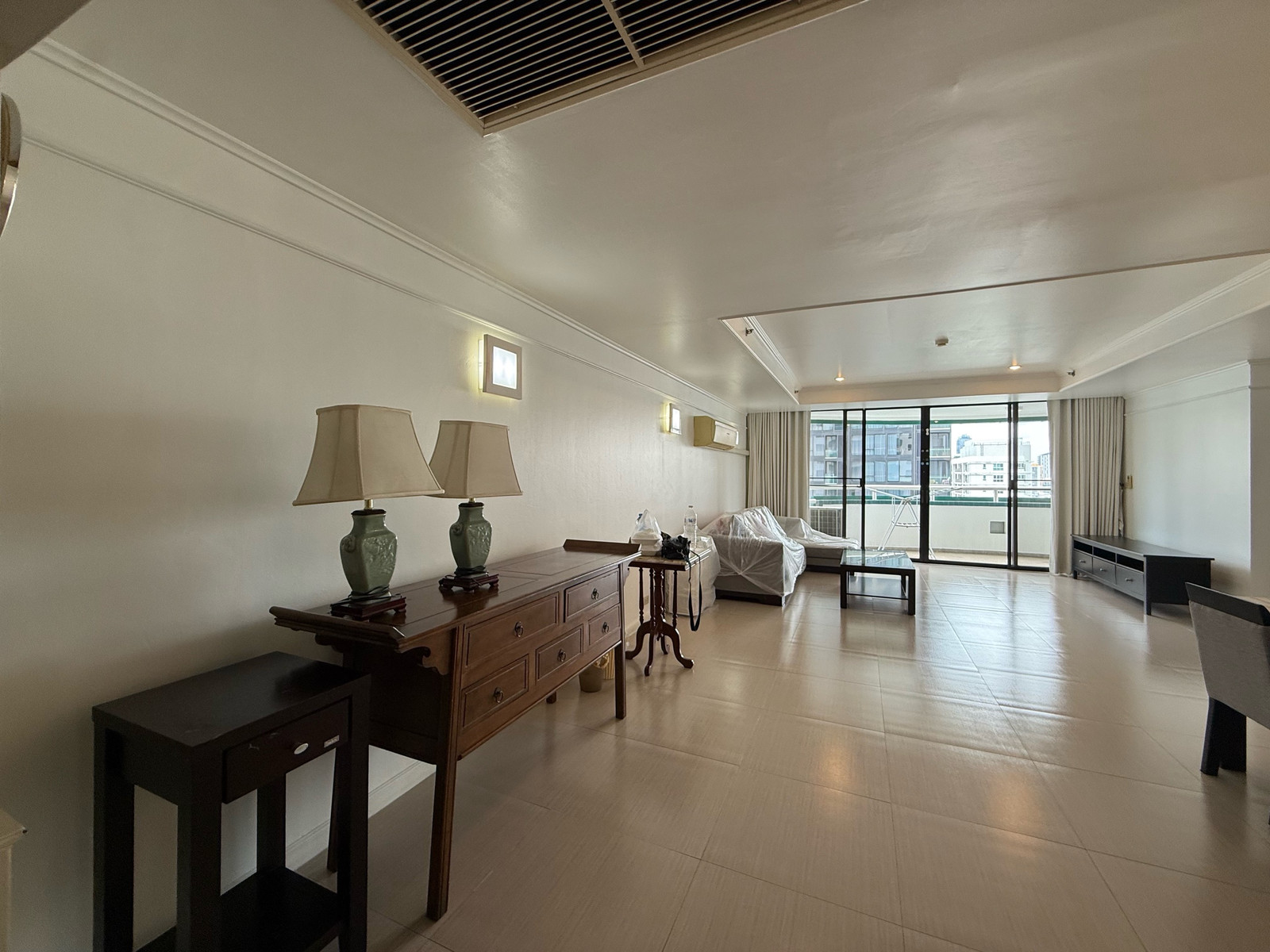 LAS COLINAS ConDo for Sale  คอนโดใกล้ BTS อโศก และ MRT สุขุมวิท เพียง 300เมตร  – รูปที่ 3