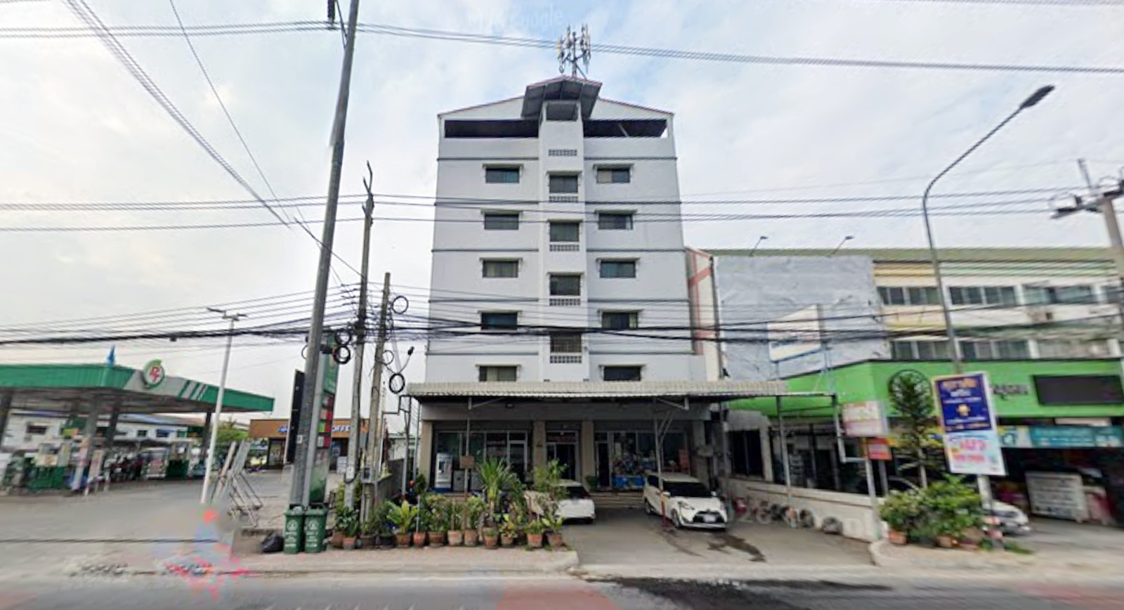 6-story apartment, good investment, next to the road, Soi Wat Lat Pla Duk, Bang Bua Thong. 6-story apartment, good investment, next to the road, Soi Wat Lat Pla Duk, Bang Bua Thong.